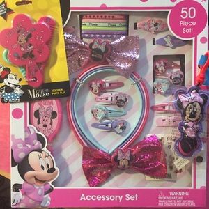 Minnie Mouse Accessories Bundle